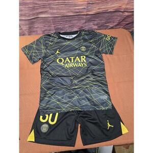 Paris Saint-Germain Messi 30 Qatar Airways Jordan Jersey & Shorts Size 26/9–10Y